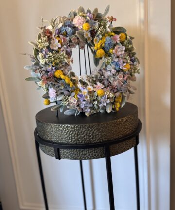 wiosenny_wianek_na_drzwi