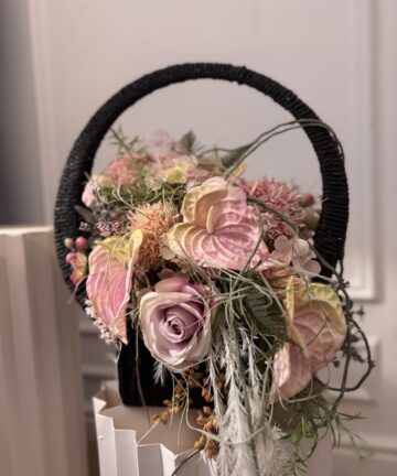 elegancki_stroik_na_cmentarz_na_dzien_mamy